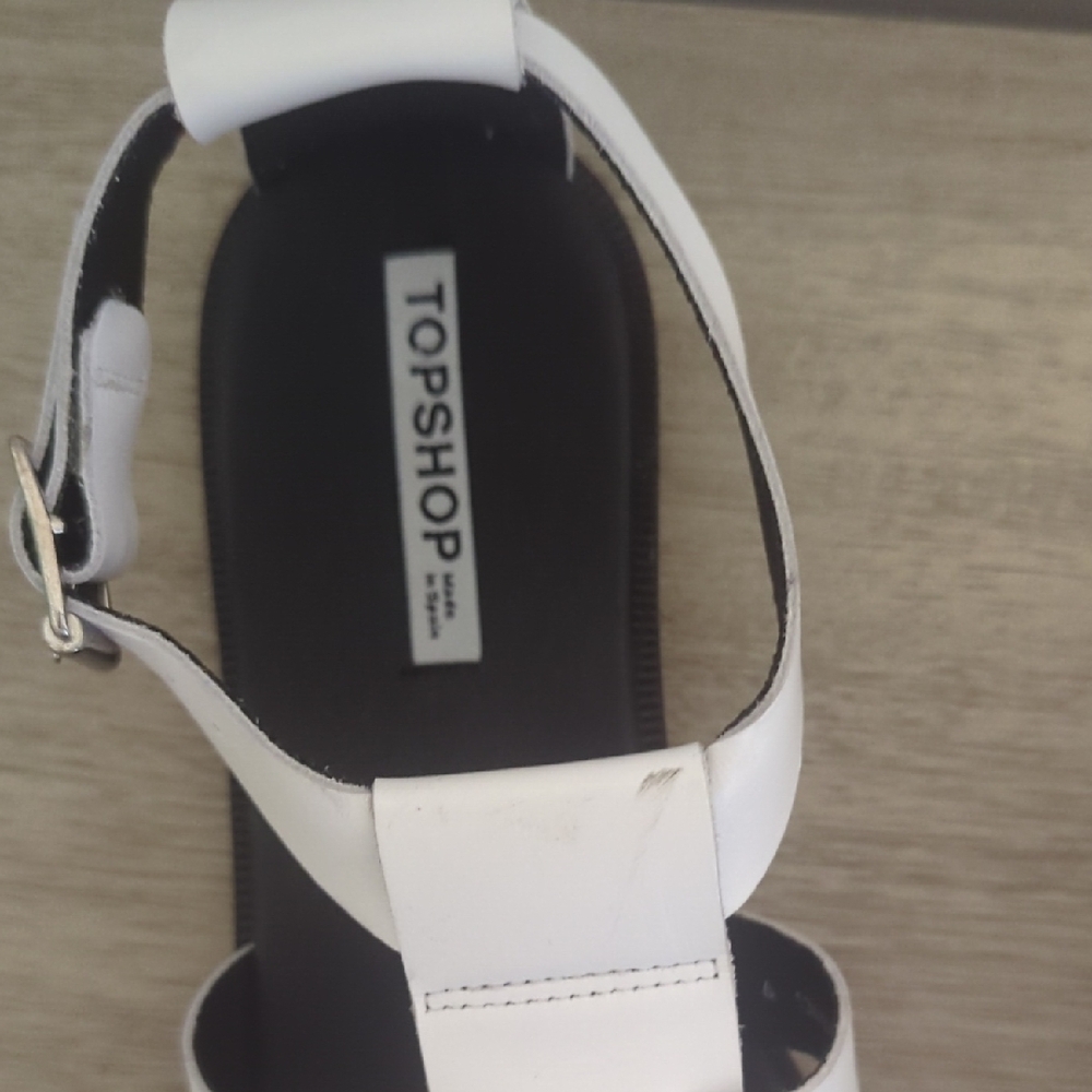 Topshop Babs Premium Fisherman Sandals In white - Picture 3 of 16